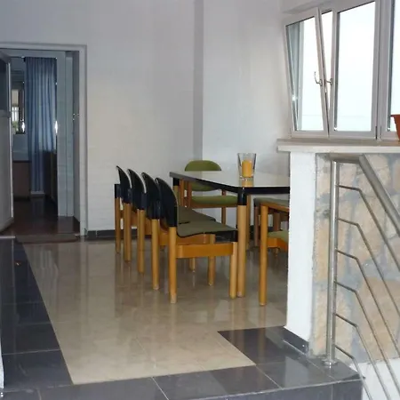 Pokrivenik Apartment Gdinj